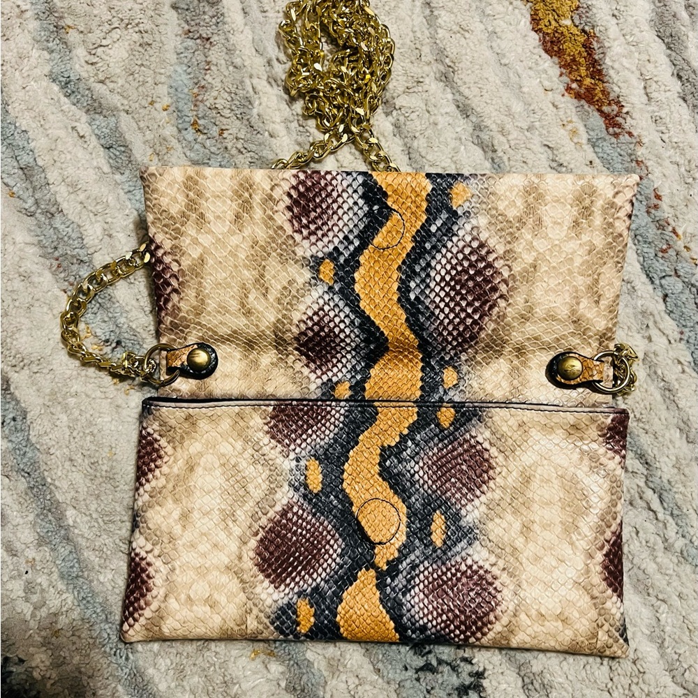 Steve Madden Snake Print Clutch or Crossbody with Gold Chain. EUC - Picture 3 of 4